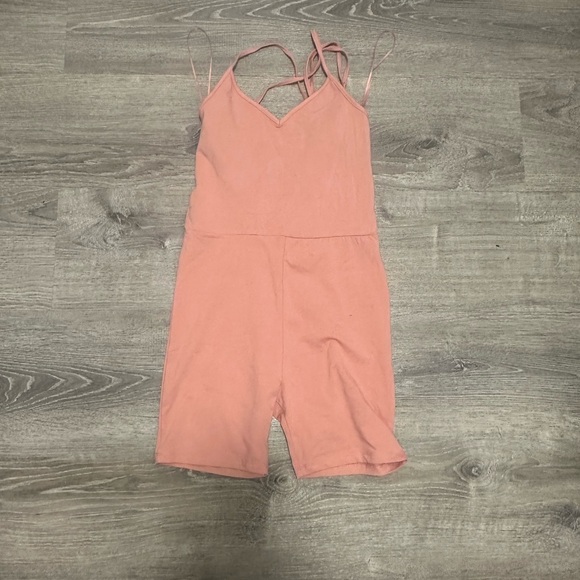 NWOT Mauve Fashion Nova Romper - Picture 3 of 4